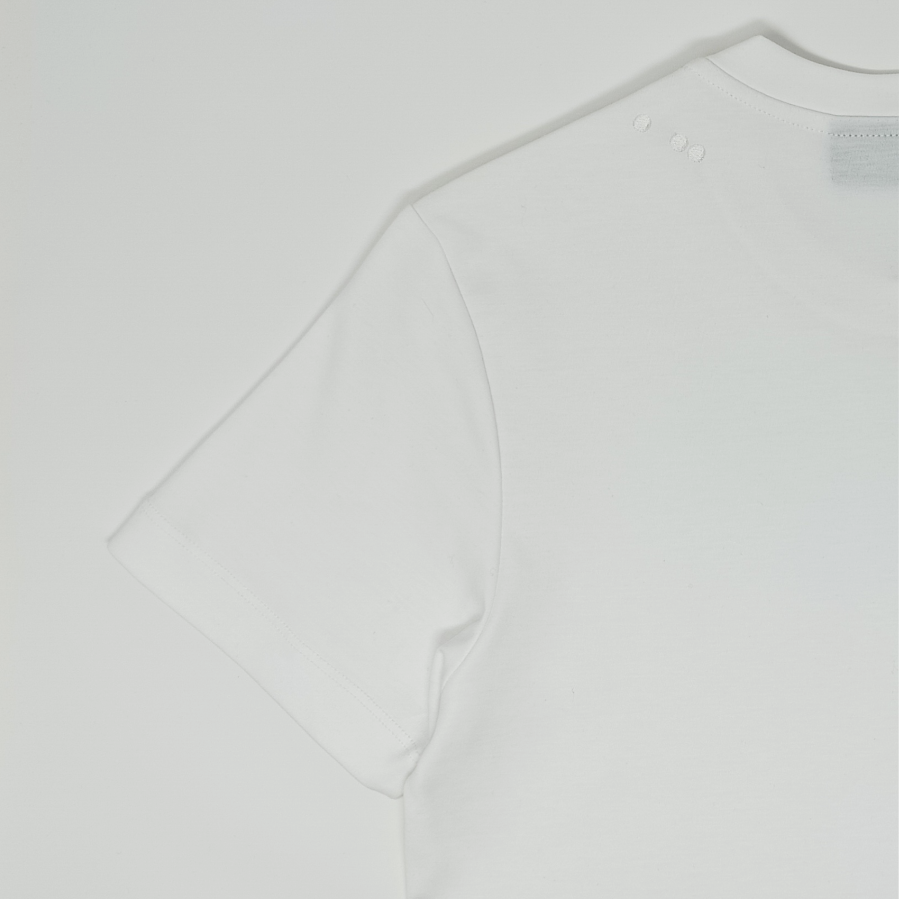 O OO White T-shirt Men - Do Goods® 